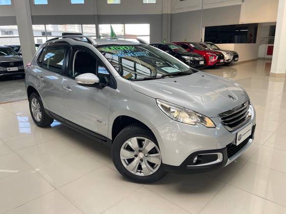 PEUGEOT 2008 1.6 16V FLEX ALLURE 4P AUTOMÁTICO PEUGEOT 2008 1.6 16V FLEX ALLURE 4P AUTOMÁTICO